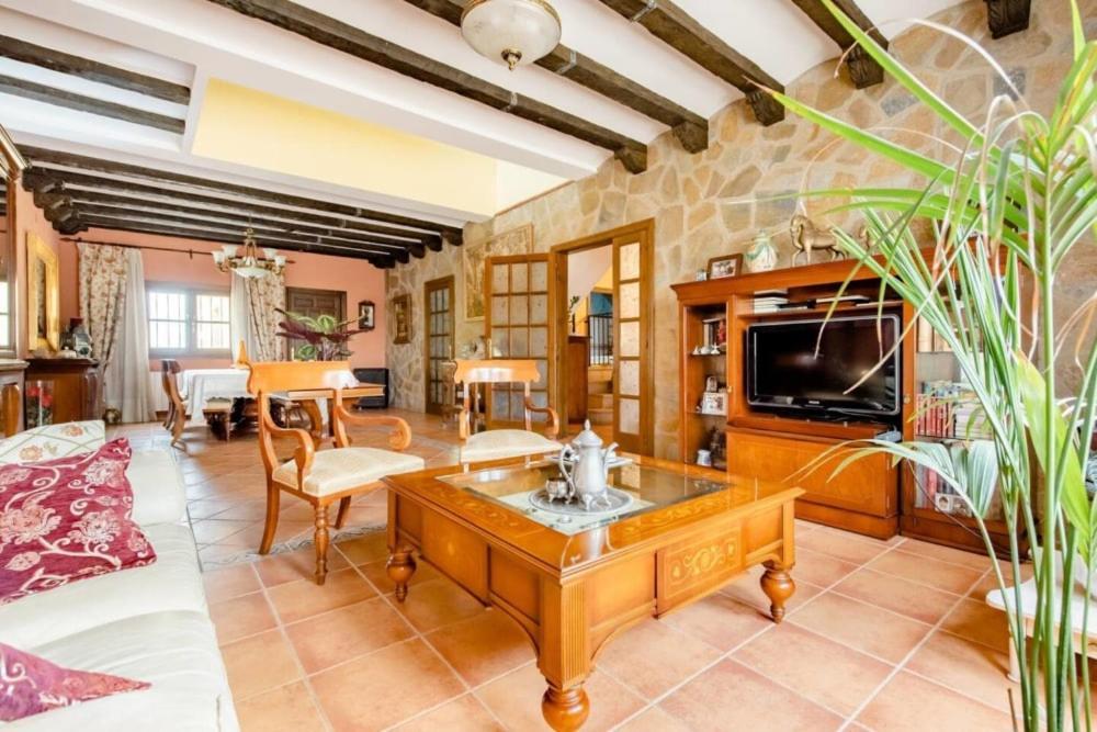 Bed & Breakfast Masia Castellvi