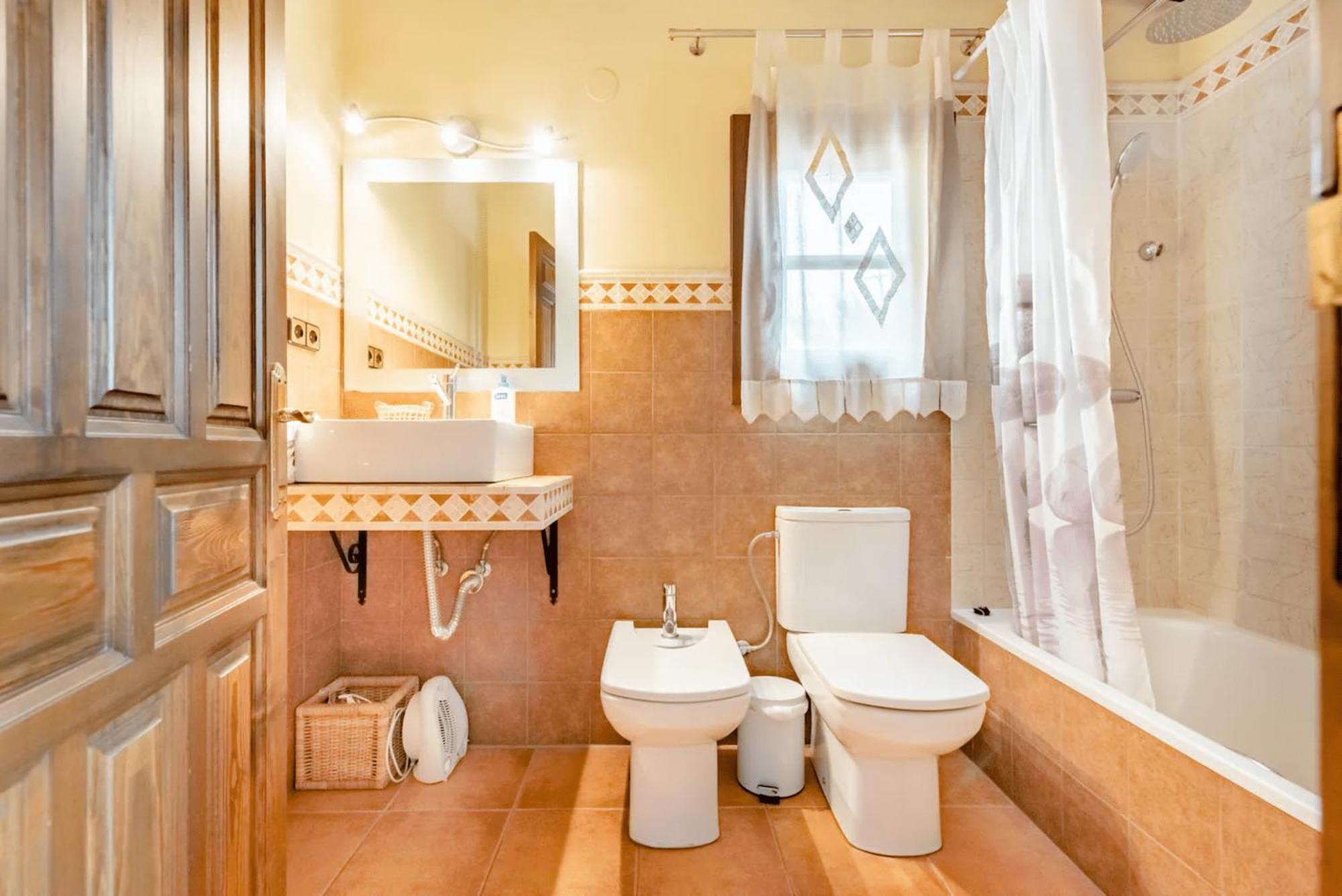 Bed & Breakfast Masia Castellvi